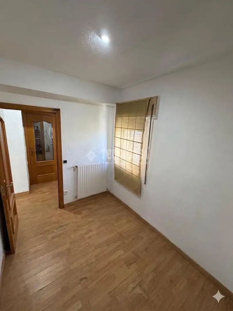 Habitación de Piso en venta en Fuenlabrada con Calefacción