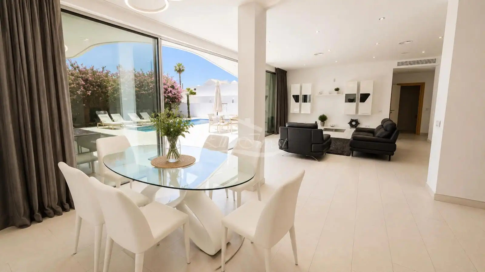 Chalet con piscina en venta en Las Bajas, imagen 5