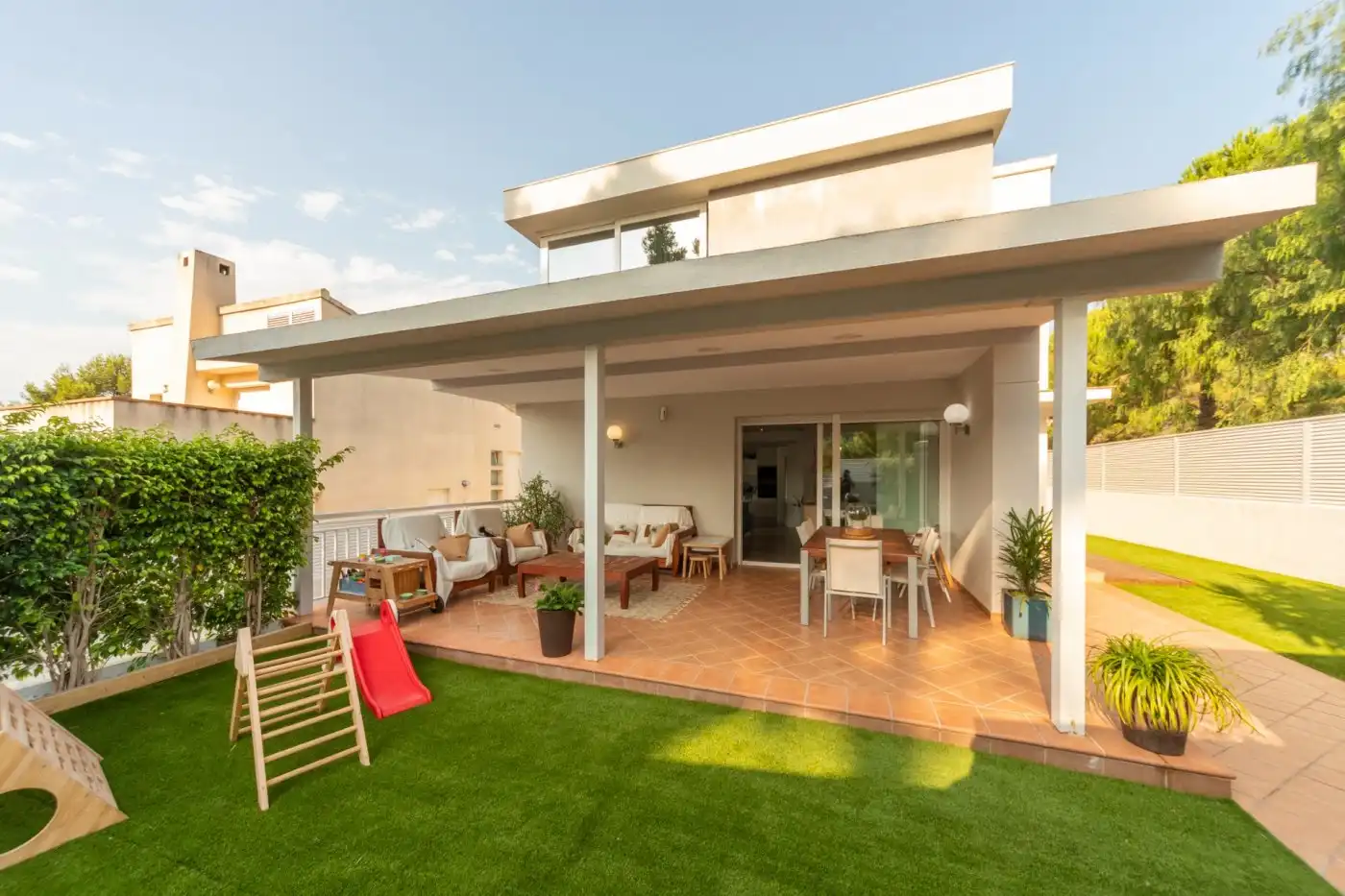 Terraza de Casa o chalet en venta en Montornés - Las Palmas - El Refugio