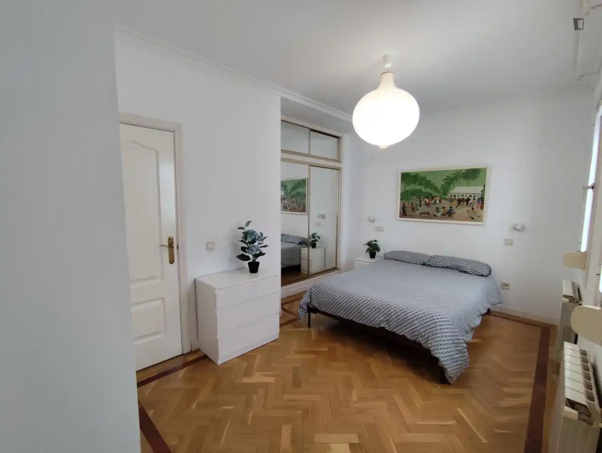 Habitación de Apartamento de alquiler en Madrid con Aire acondicionado, Amueblado y Horno