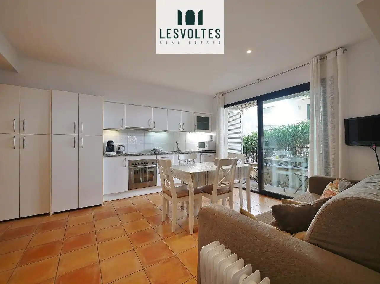 Vista exterior de Apartament de lloguer en Palafrugell amb Calefacció, Terrassa i Moblat