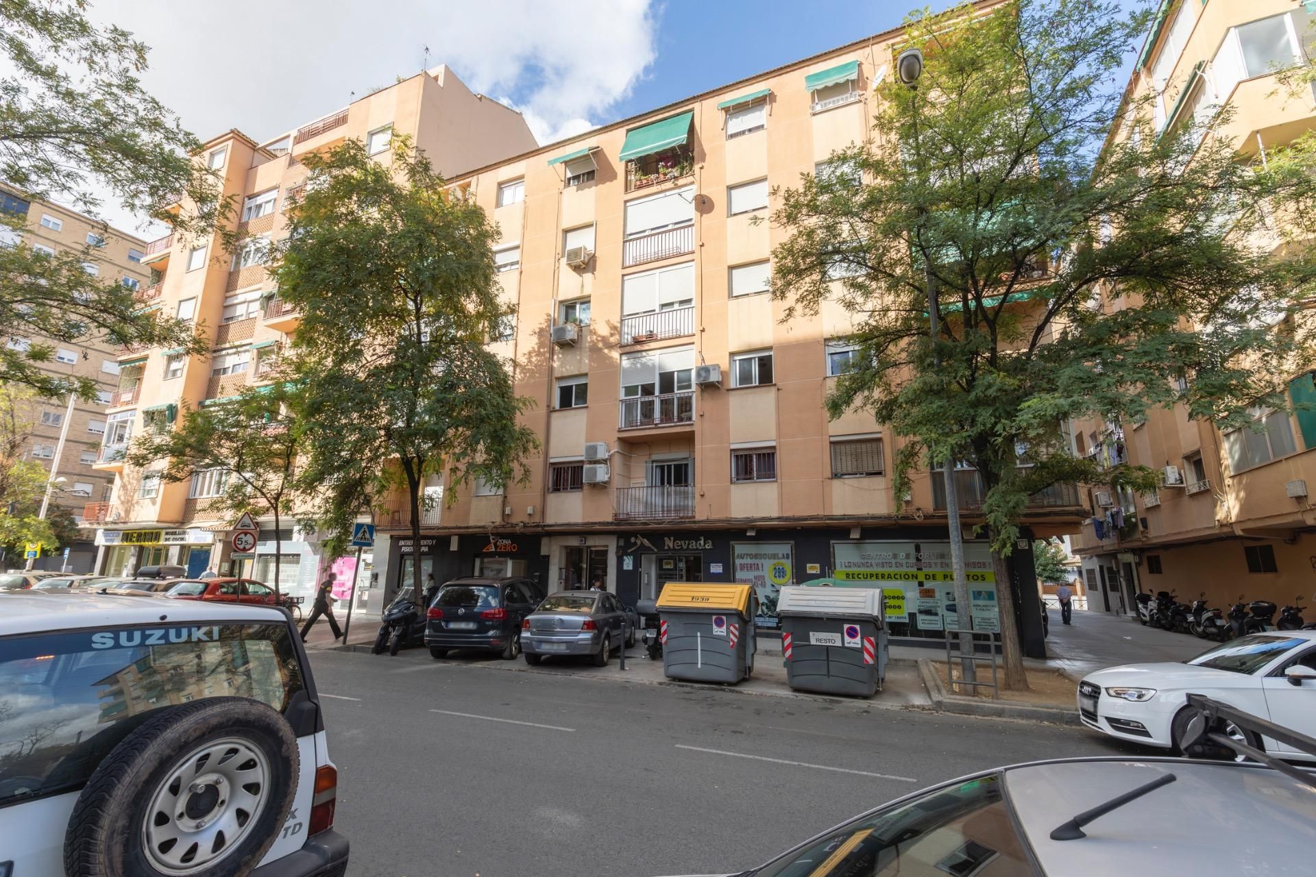 Exterior view of Flat for sale in  Granada Capital  with Air Conditioner, Heating and Balcony