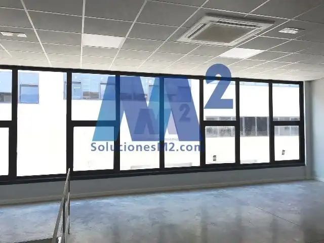 Nave industrial en venta en Alcobendas