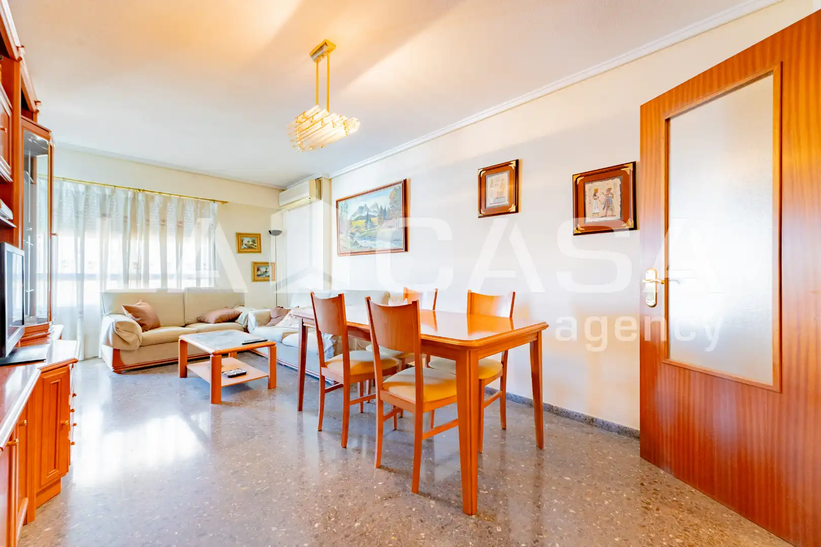 Dining room of Flat for sale in Valencia  with Air Conditioner and Balcony