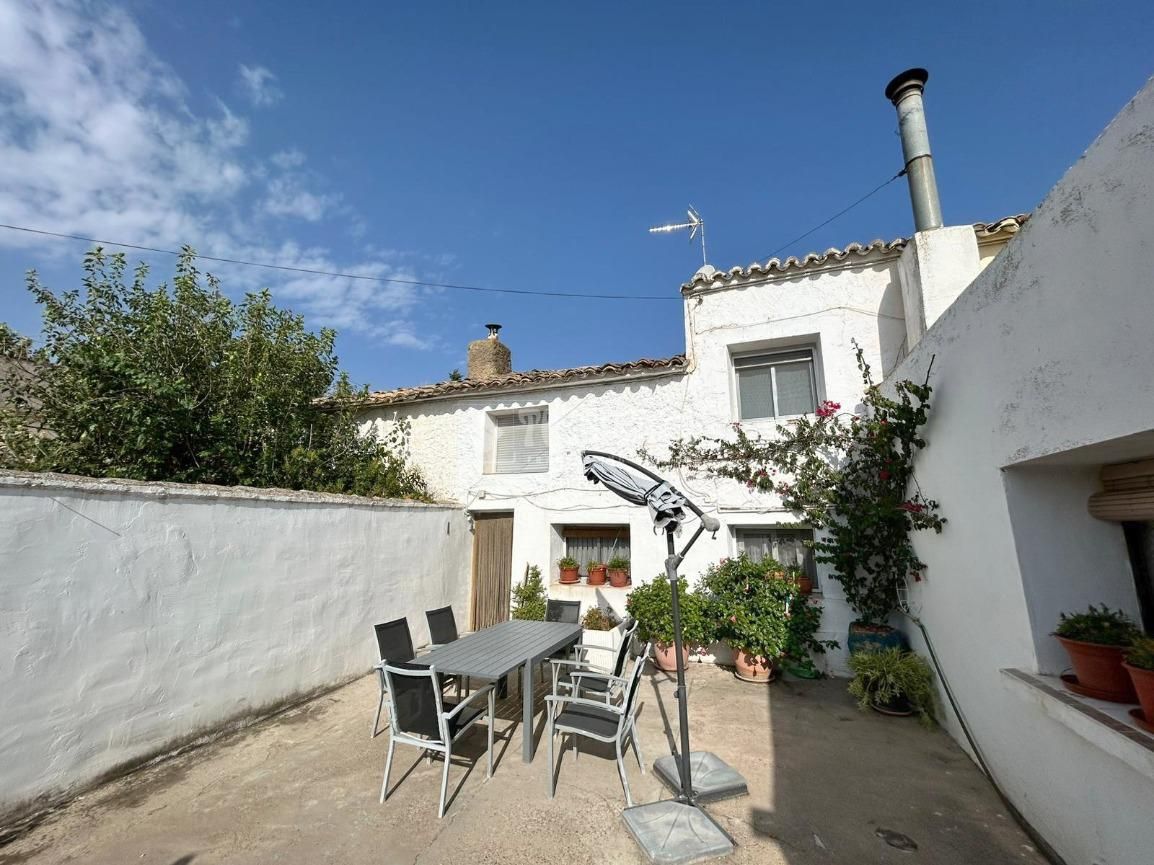 Garden of Country house for sale in  Zaragoza Capital  with Air Conditioner, Private garden and Terrace