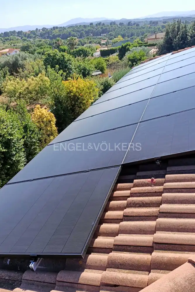 Vista exterior de Casa o xalet en venda en Torrent amb Calefacció, Jardí privat i Terrassa