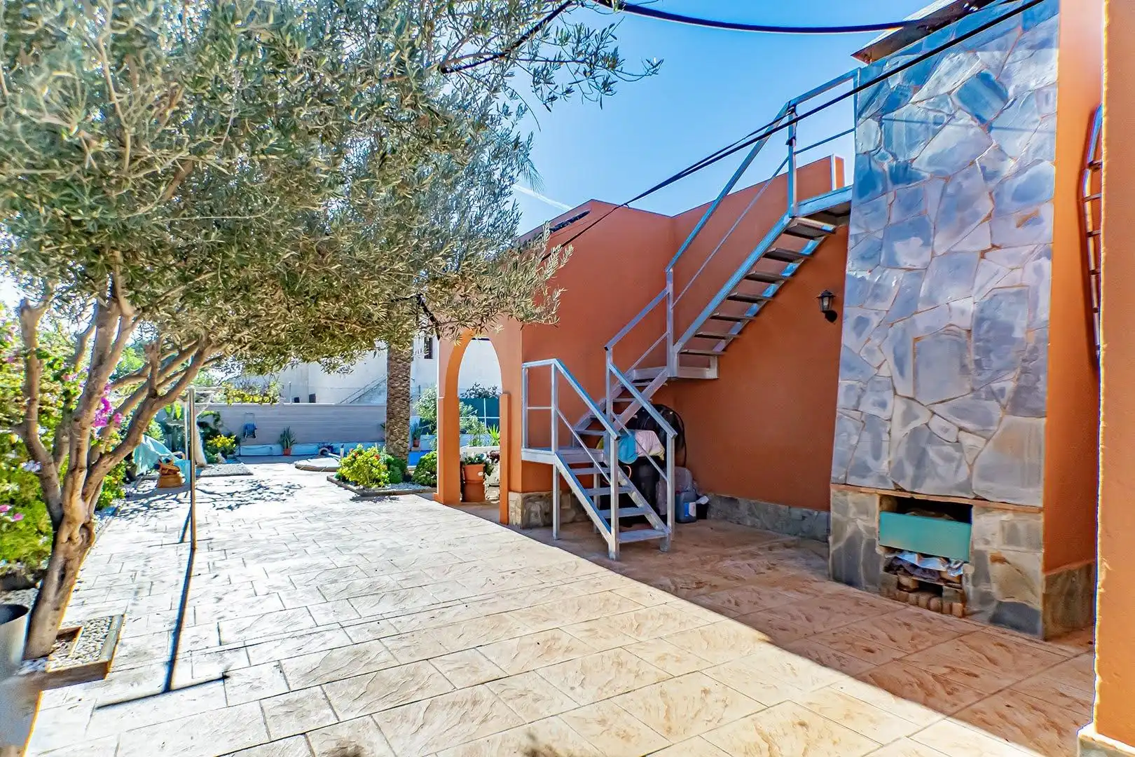 Terraza de Casa o chalet en venta en Roquetas de Mar con Aire acondicionado, Calefacción y Jardín privado