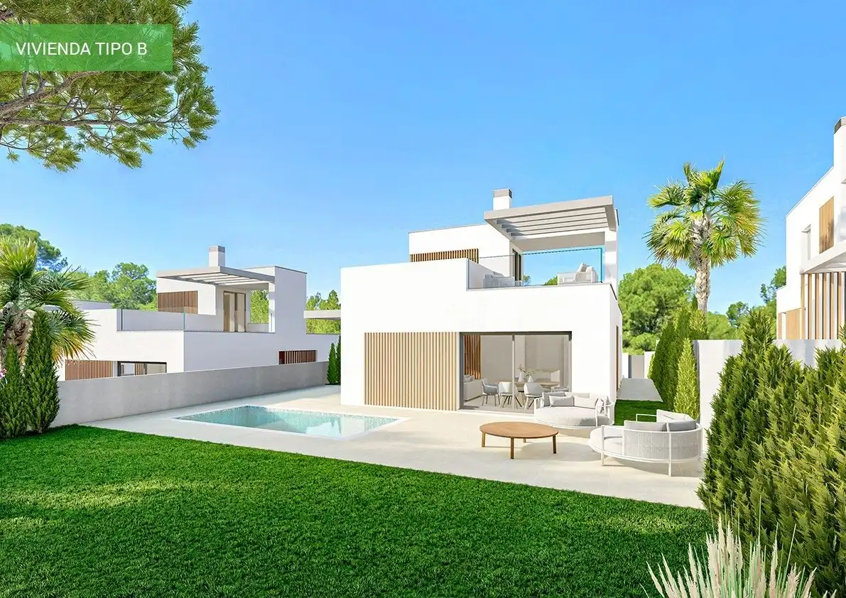 Xalet amb piscina en venda a Golf Bahía