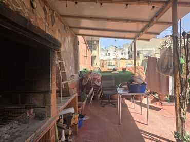 Adossat en venda a Carrer del Tinent Monzonís 13