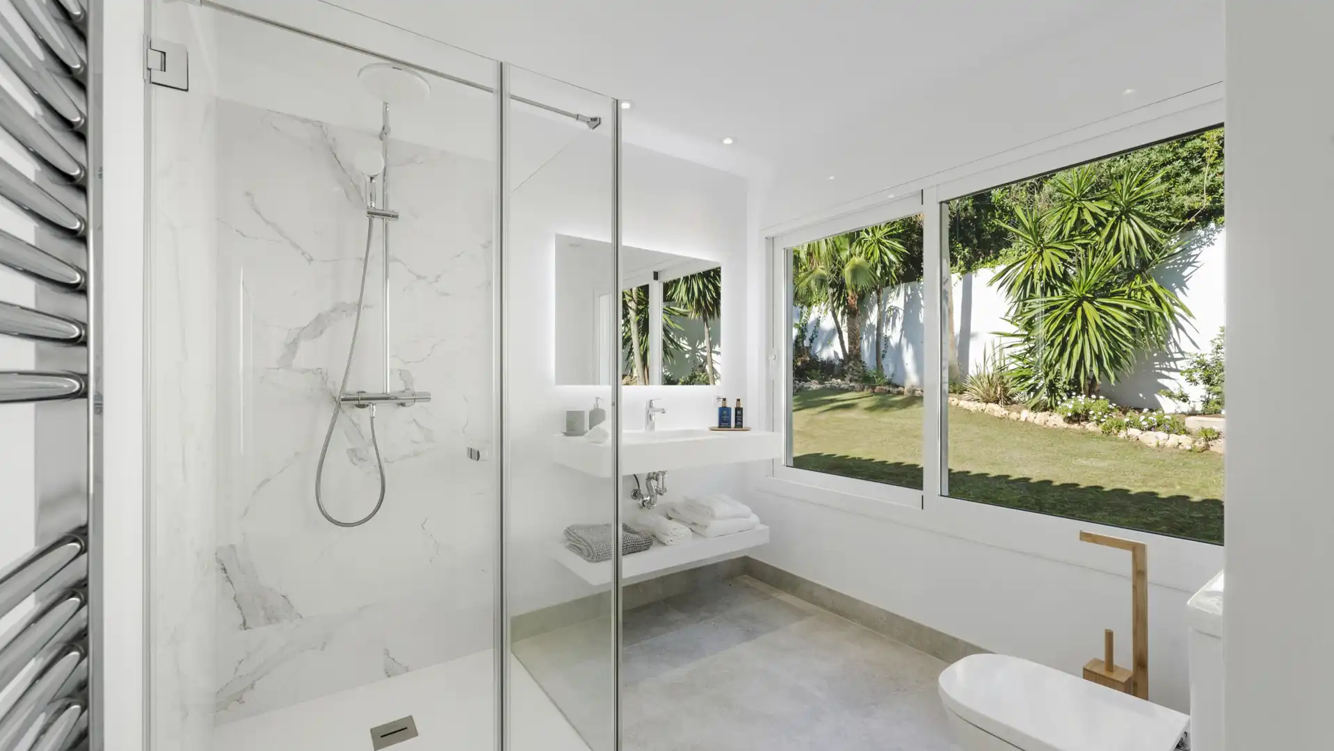 Baño de Casa o chalet en venta en Marbella con Jardín privado y Piscina