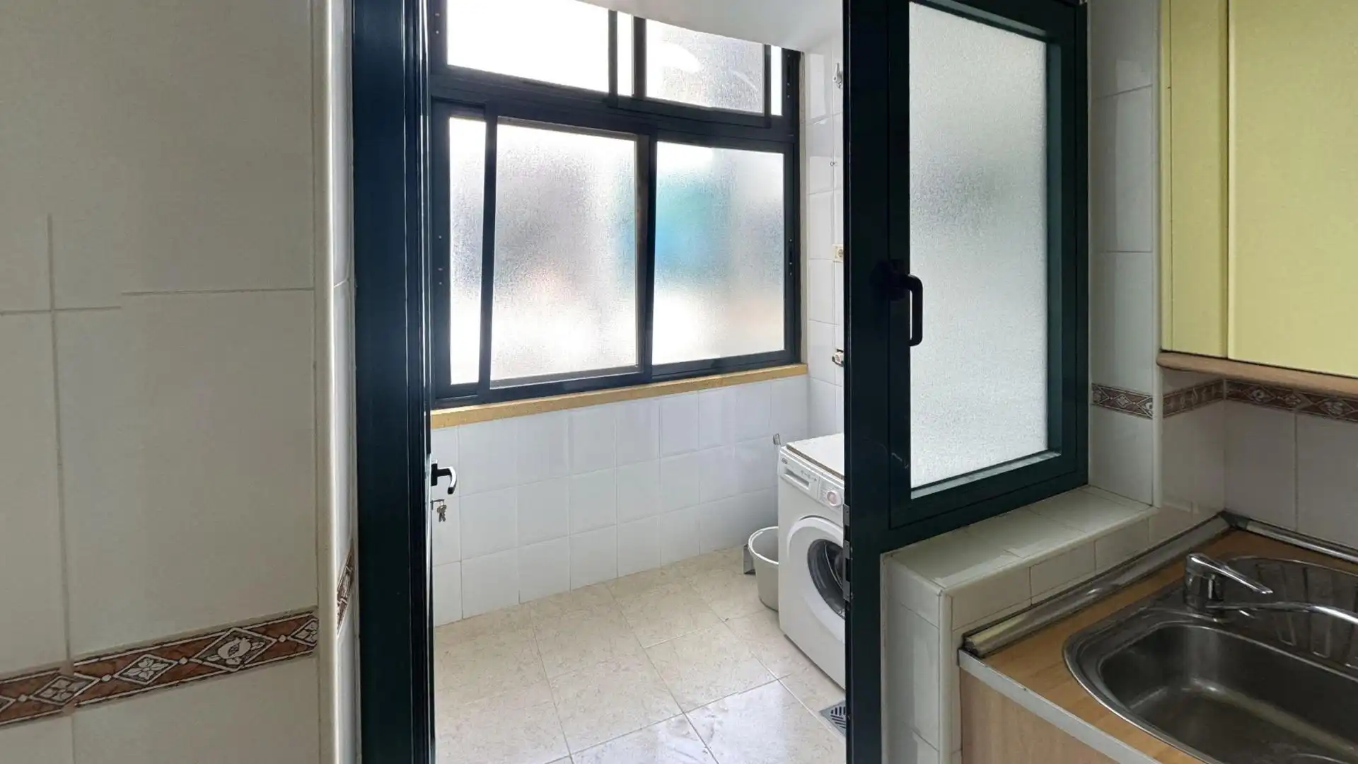 Baño de Piso en venta en Gáldar con Terraza, Trastero y Balcón