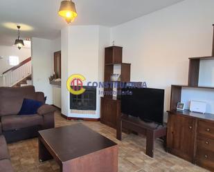 House or chalet to rent in El Pilar - La Estación