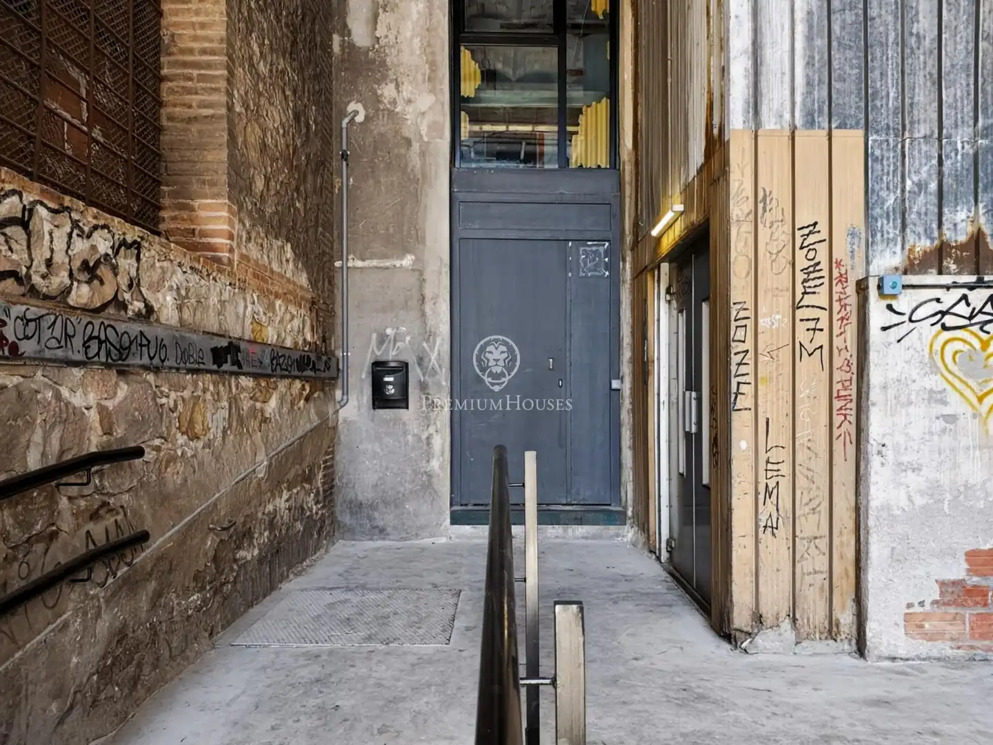Wohnung zum Verkauf in Barcelona mit Klimaanlage