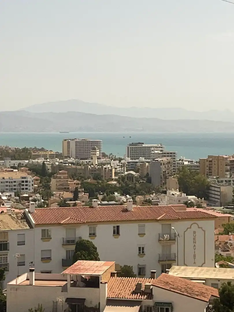 Vista exterior de Apartament en venda en Torremolinos amb Terrassa