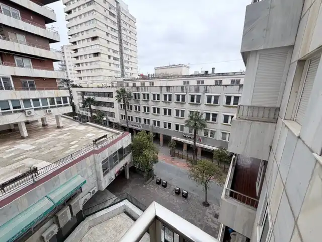 Vista exterior de Piso en venta en Huelva con Aire acondicionado, Calefacción y Parquet