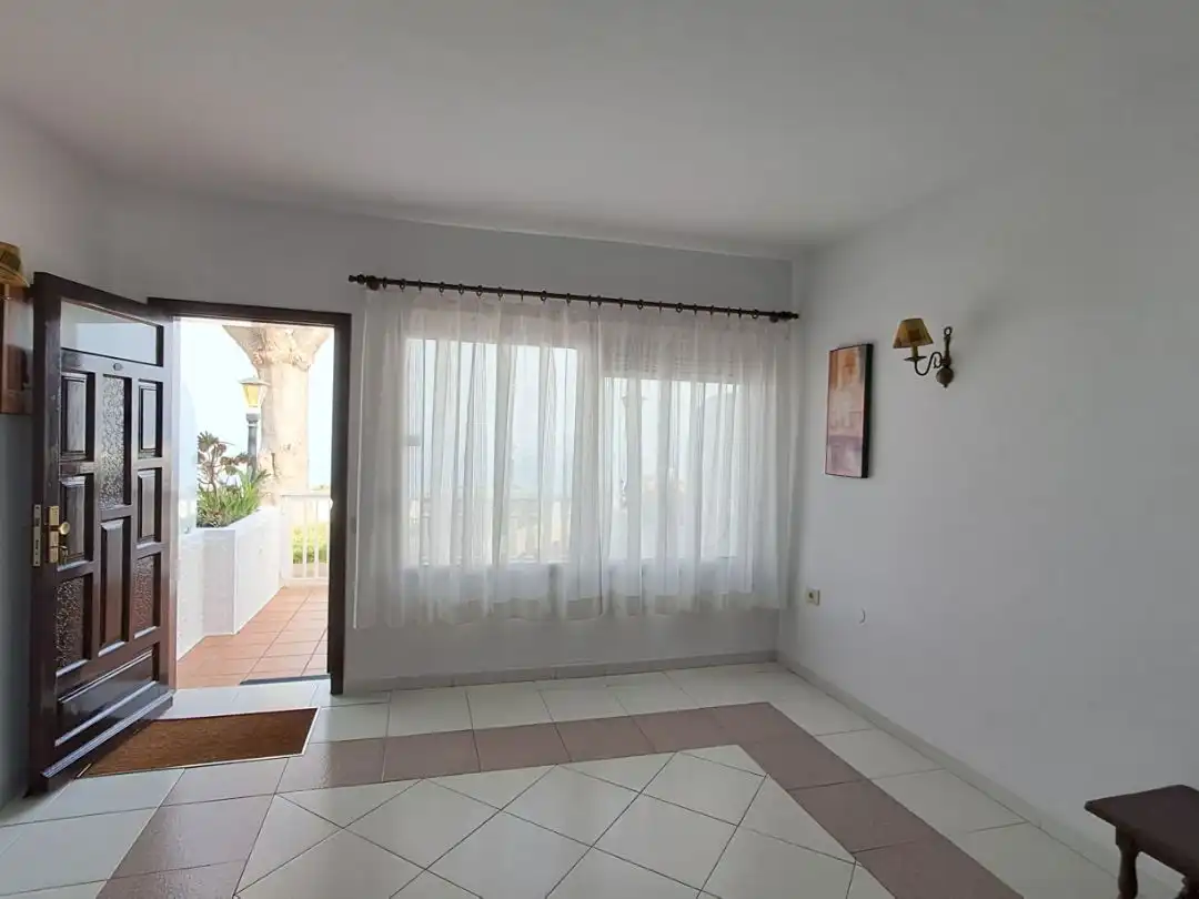 Sala d'estar de Estudi en venda en Tacoronte amb Terrassa