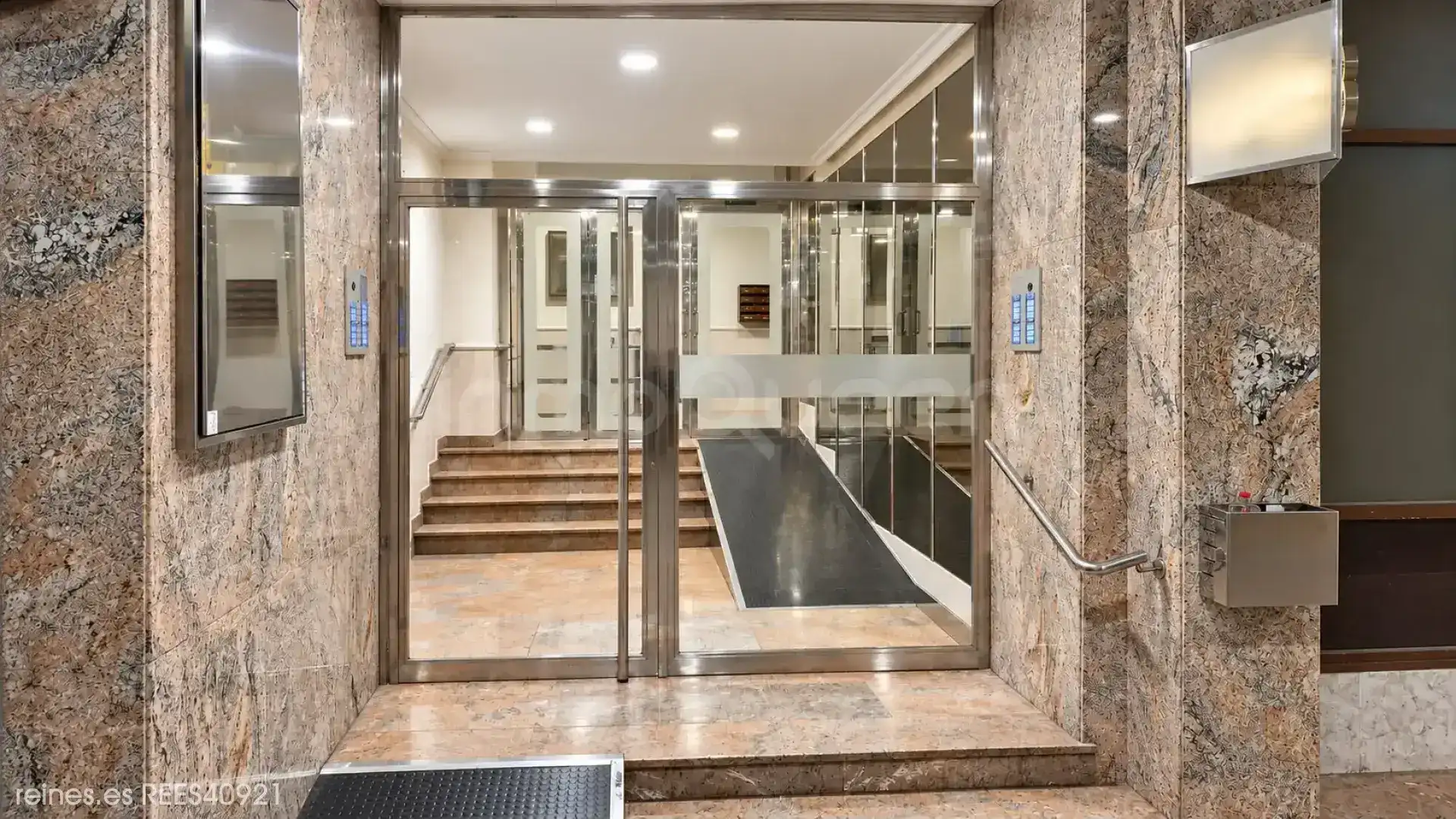Pis en venda en Zaragoza amb Calefacció, Terrassa i Moblat