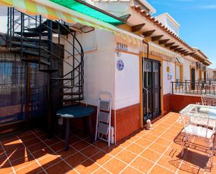 Terrassa de Casa adosada en venda en Orihuela amb Jardí privat, Terrassa i Piscina comunitària