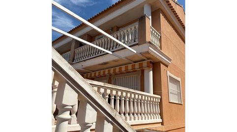 Foto 3 de Casa adosada en venta en Calle Mestral, Les Palmeres, Sueca