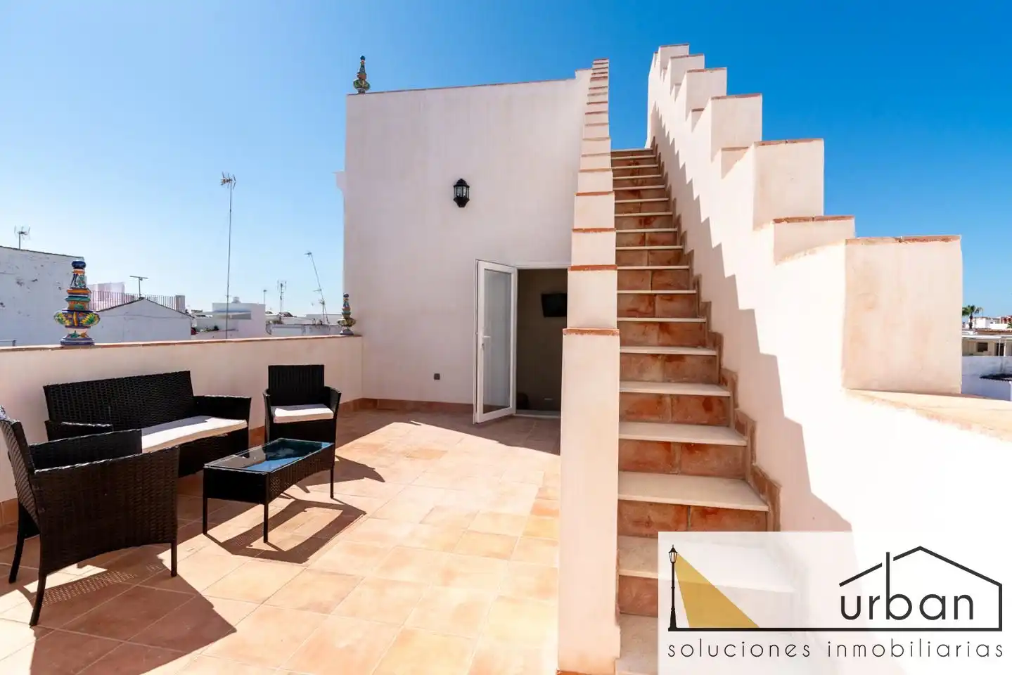Terrace of Houses for sale in Chipiona  with Private garden