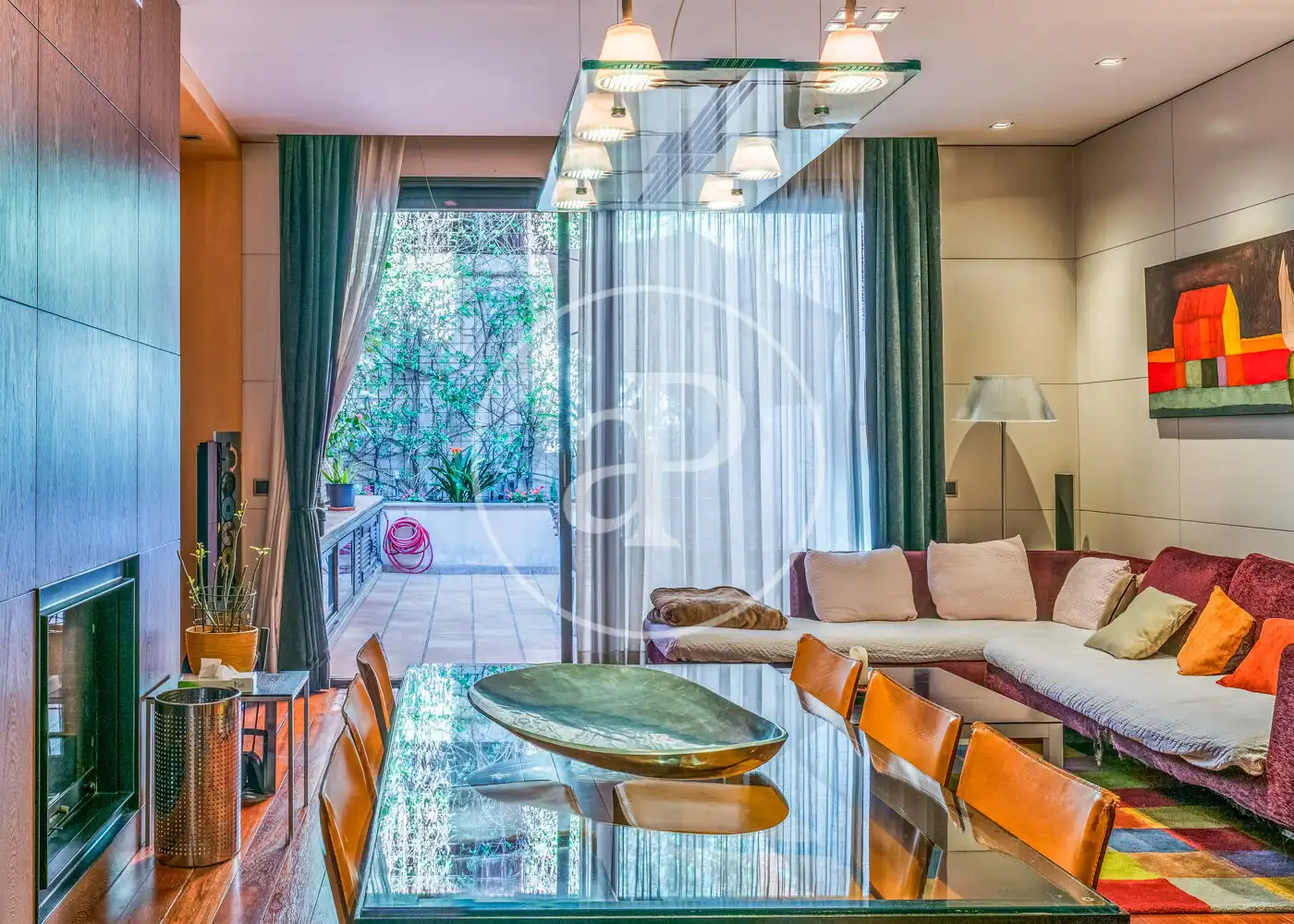 Comedor de Casa adosada en venta en Barcelona con Aire acondicionado, Calefacción y Jardín privado