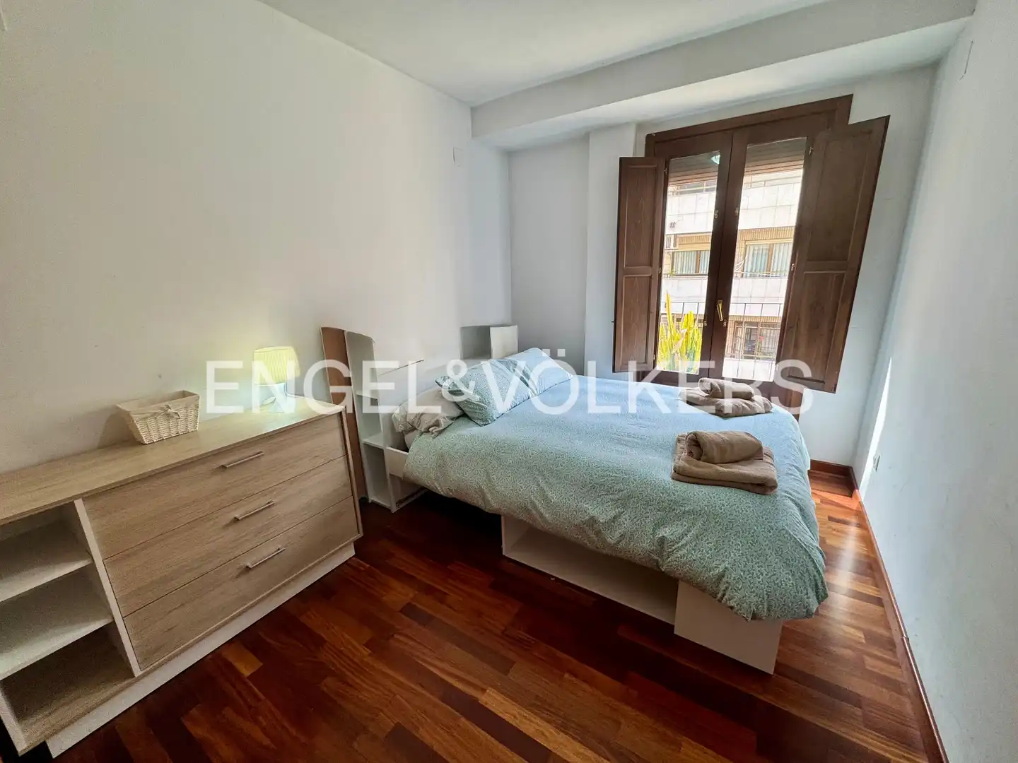 Habitación de Piso de alquiler en Valencia con Aire acondicionado, Calefacción y Parquet