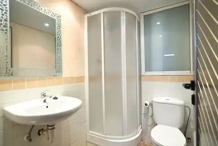 Bany de Casa o xalet en venda en Lloret de Mar amb Aire condicionat, Calefacció i Jardí privat