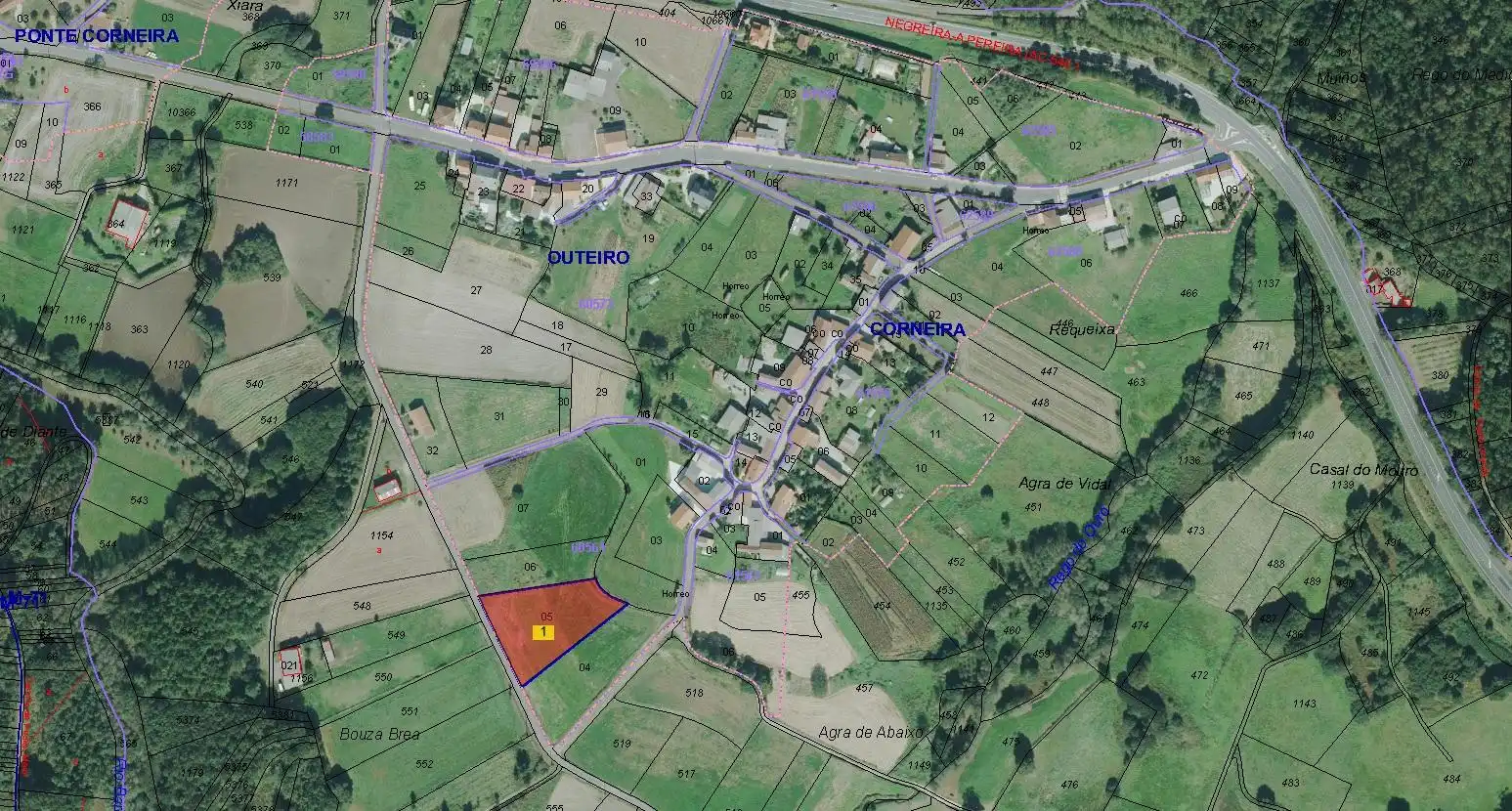 Residential land for sale in Corneira