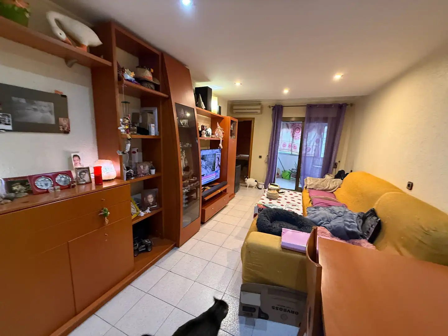 Wohnzimmer von Wohnung zum Verkauf in Santa Coloma de Gramenet mit Klimaanlage, Heizung und Terrasse