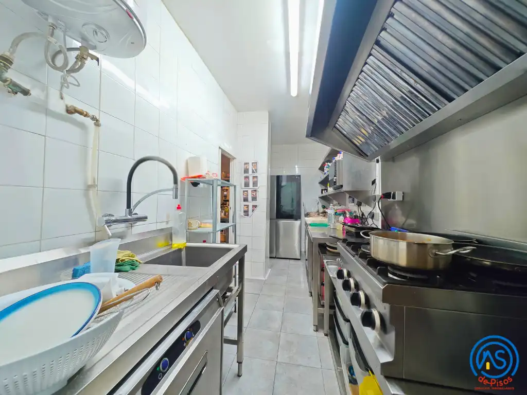 Cocina de Local en traspaso en Zaragoza con Aire acondicionado, Calefacción y Parquet