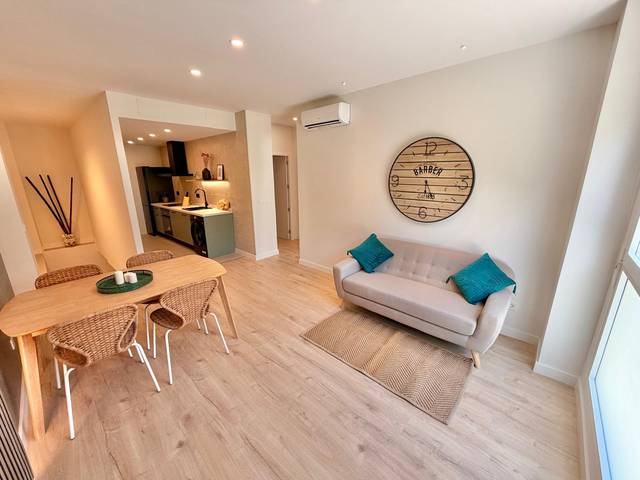 Piso en Venta en Calle de Camarena en Aluche