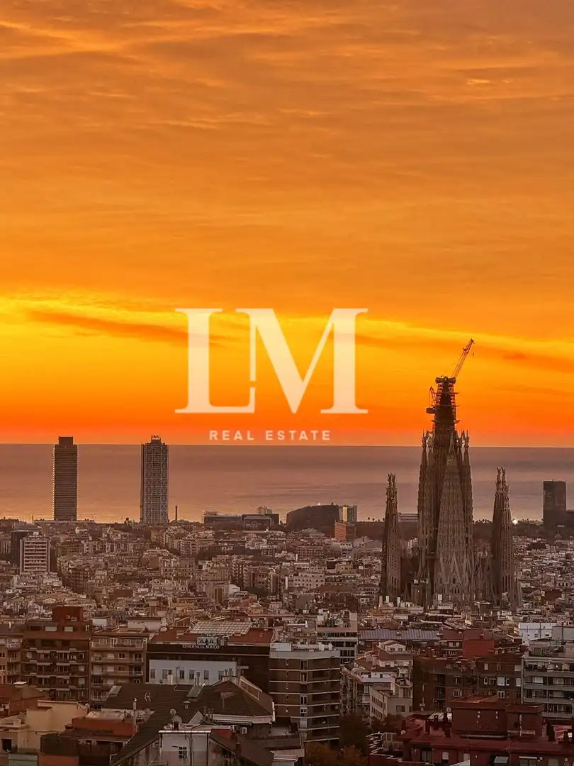 Vista exterior de Casa o xalet de lloguer en Barcelona amb Aire condicionat, Terrassa i Piscina