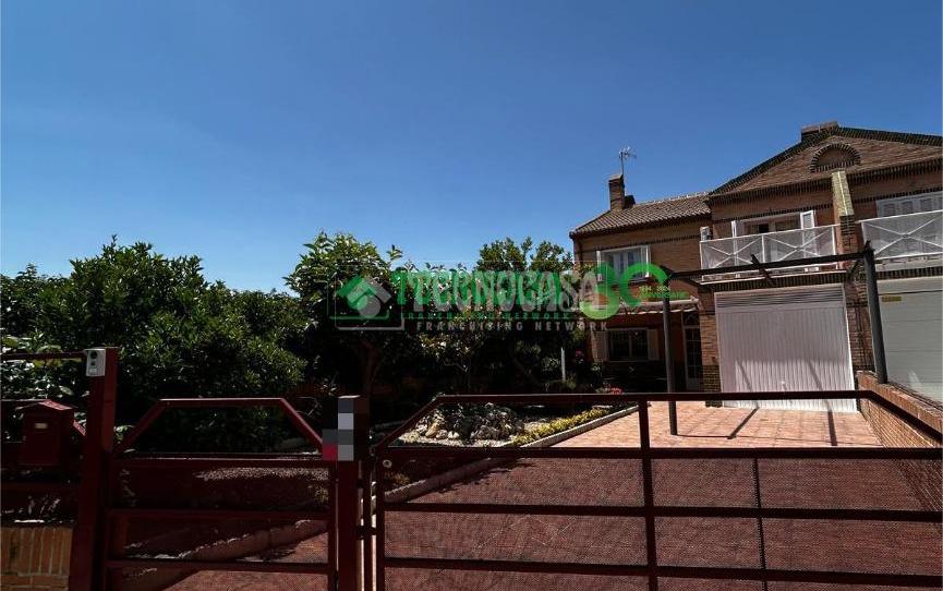 Foto 1 de Casa adosada en venta en Bargas, Toledo