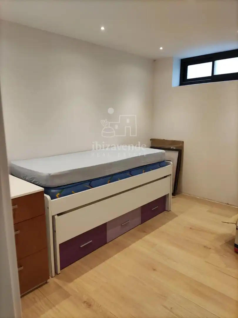 Dormitori de Casa o xalet en venda en Santa Eulària des Riu amb Aire condicionat, Calefacció i Jardí privat