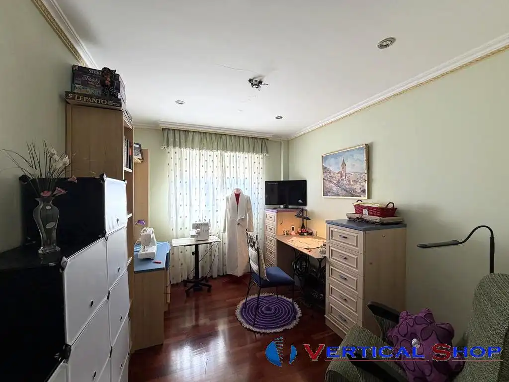 Dormitori de Casa o xalet en venda en Yecla amb Aire condicionat i Calefacció