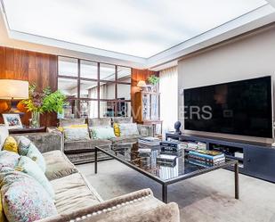 Sala d'estar de Apartament en venda en  Valencia Capital amb Aire condicionat, Calefacció i Parquet