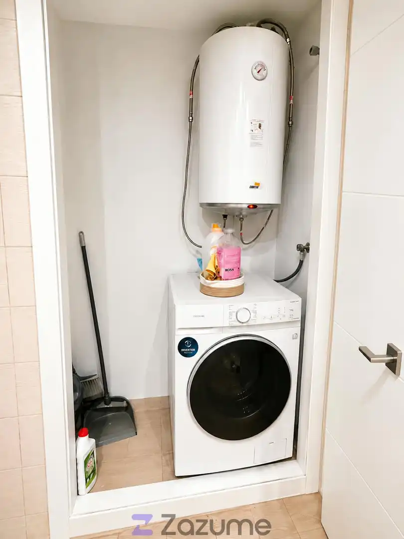 Flat for rent in Benalmádena  with Air Conditioner, Heating and Furnished