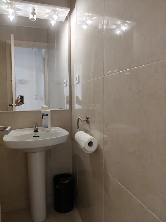 Bany de Nau industrial en venda en Sant Boi de Llobregat