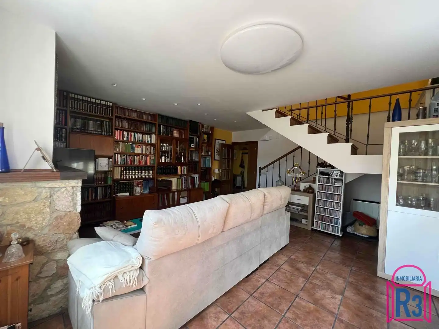 Sala de estar de Casa o chalet en venta en Carrocera con Calefacción, Jardín privado y Amueblado