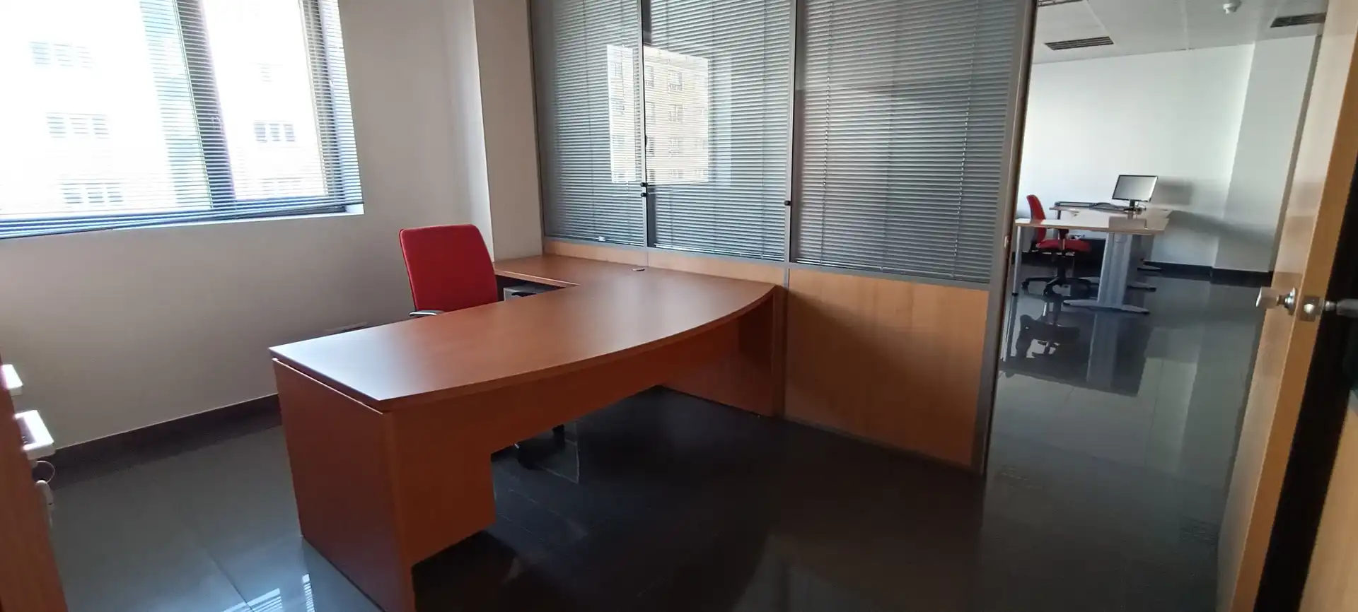 Oficina de alquiler en Narón