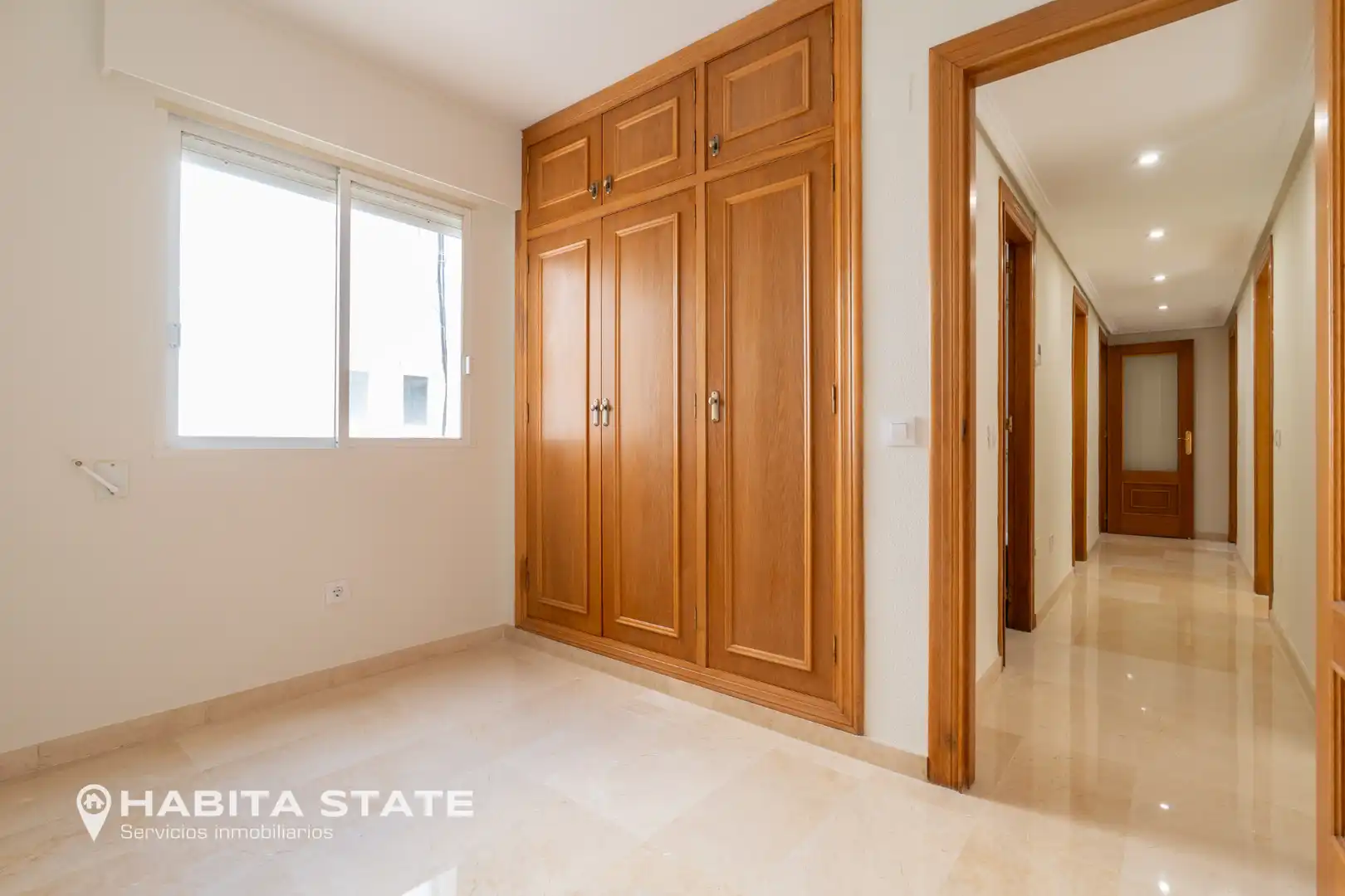 Flat for rent in Almería  with Air Conditioner, Heating and Terrace