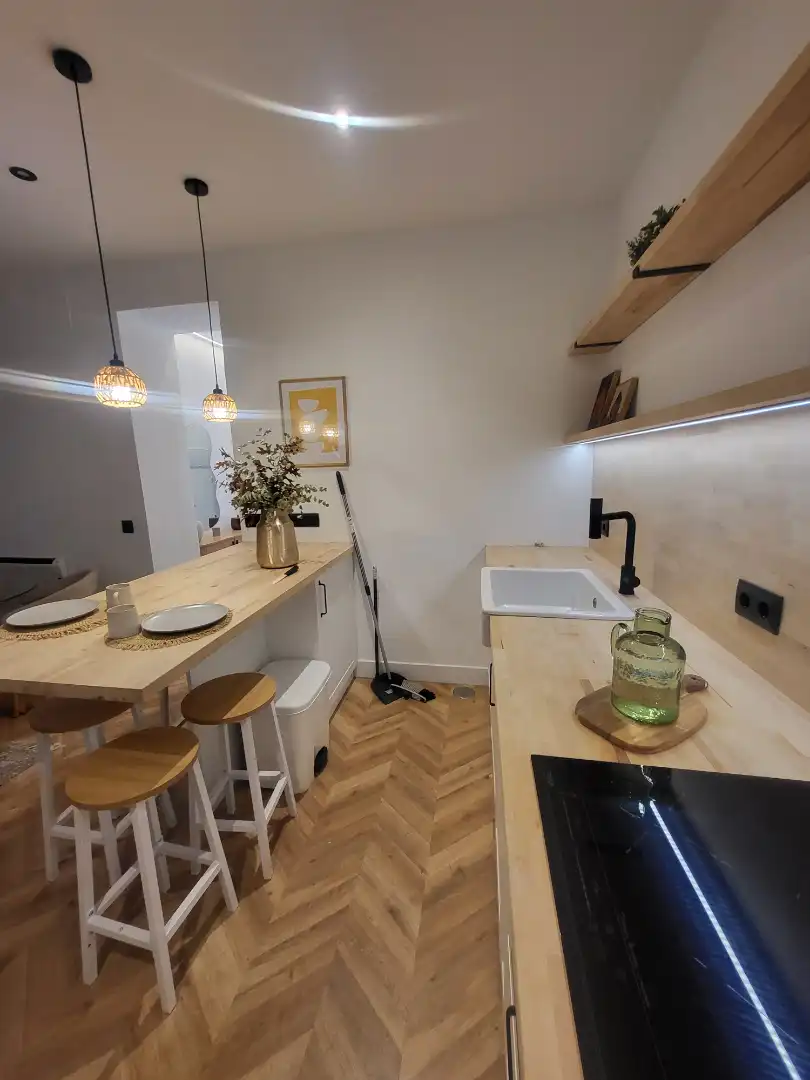 Cocina de Dúplex en venta en Madrid con Parquet, Amueblado y Horno