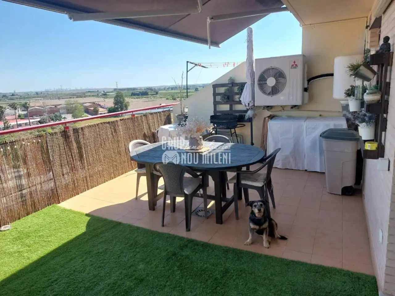 Duplexes for rent in Silla
