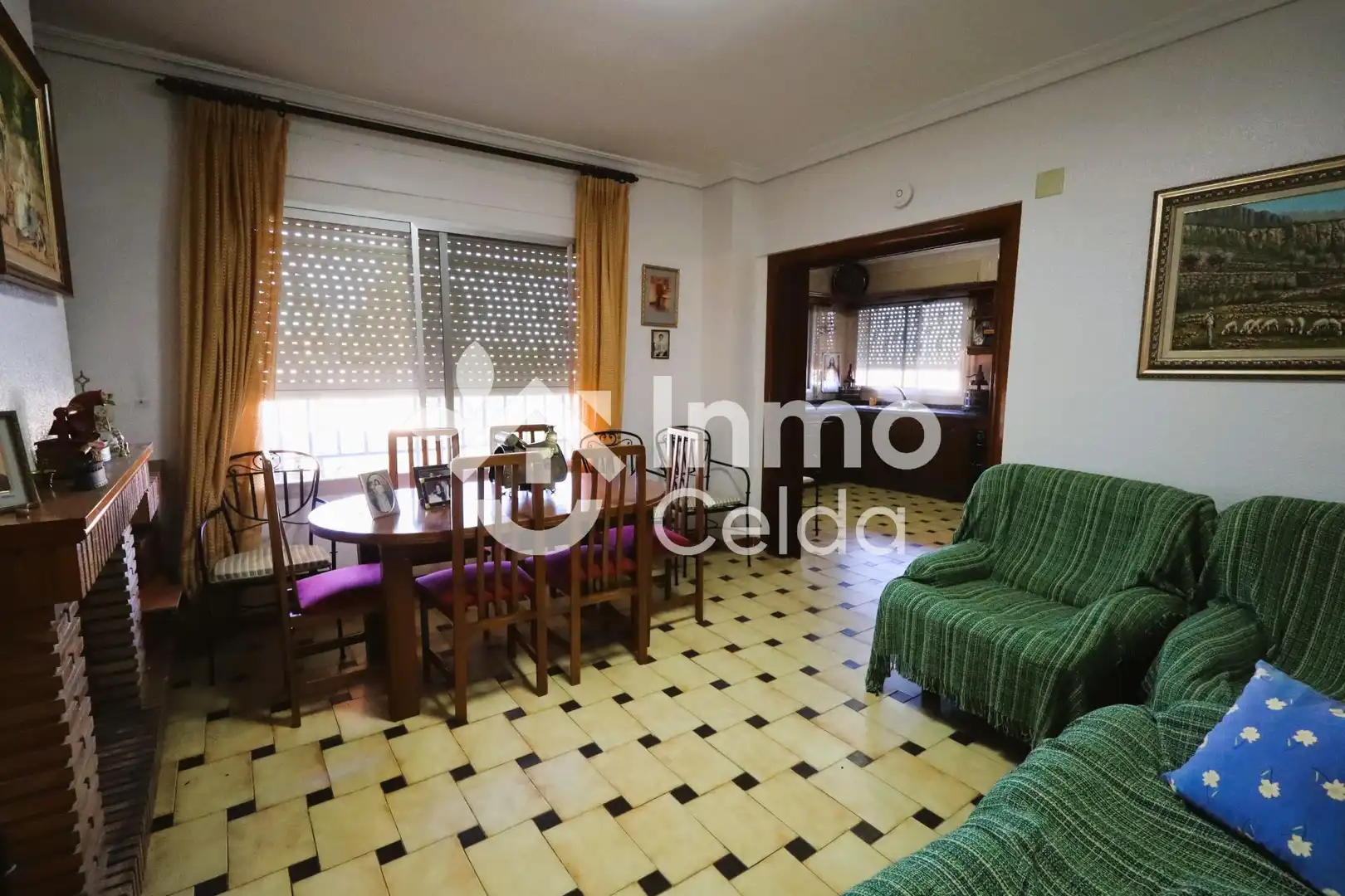 Sala de estar de Casa o chalet en venta en Chiva con Aire acondicionado, Calefacción y Jardín privado