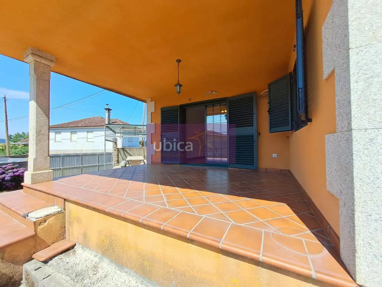 Terrasse von Haus oder Chalet zum Verkauf in Tui mit Heizung, Privatgarten und Terrasse