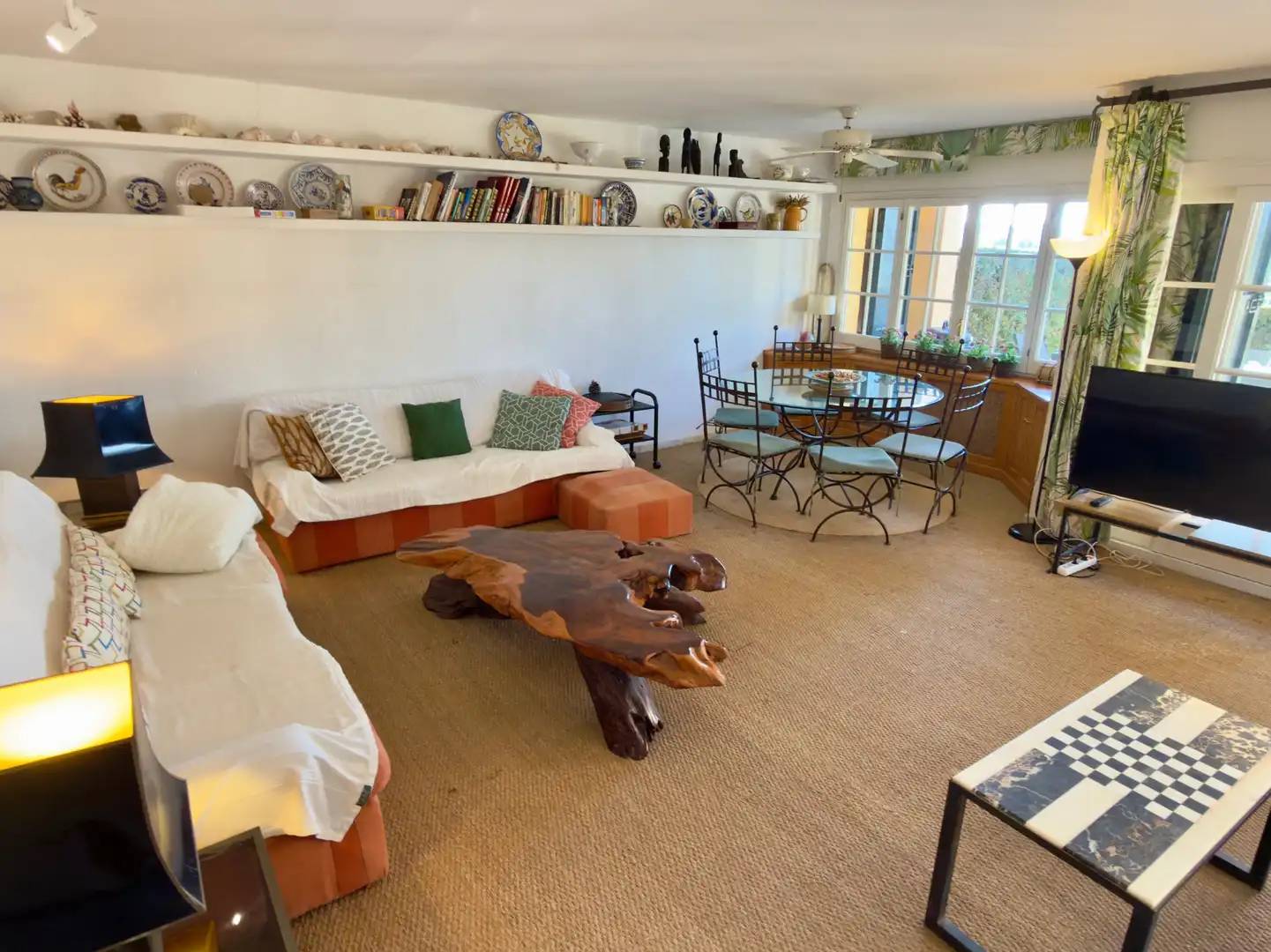 Sala d'estar de Casa adosada en venda en Palafrugell amb Jardí privat, Terrassa i Traster