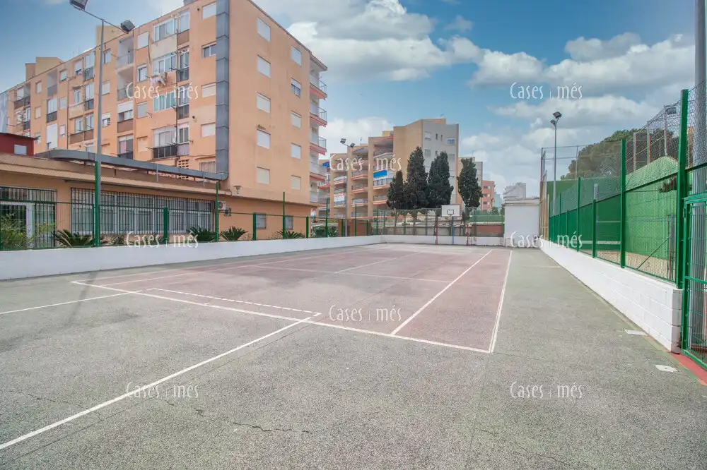 Parking de Apartamento en venta en La Pobla de Farnals con Terraza, Amueblado y Piscina comunitaria