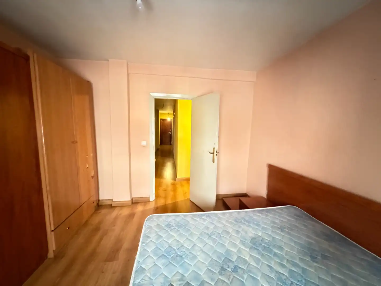 Habitación de Piso en venta en Valladolid con Calefacción y Amueblado