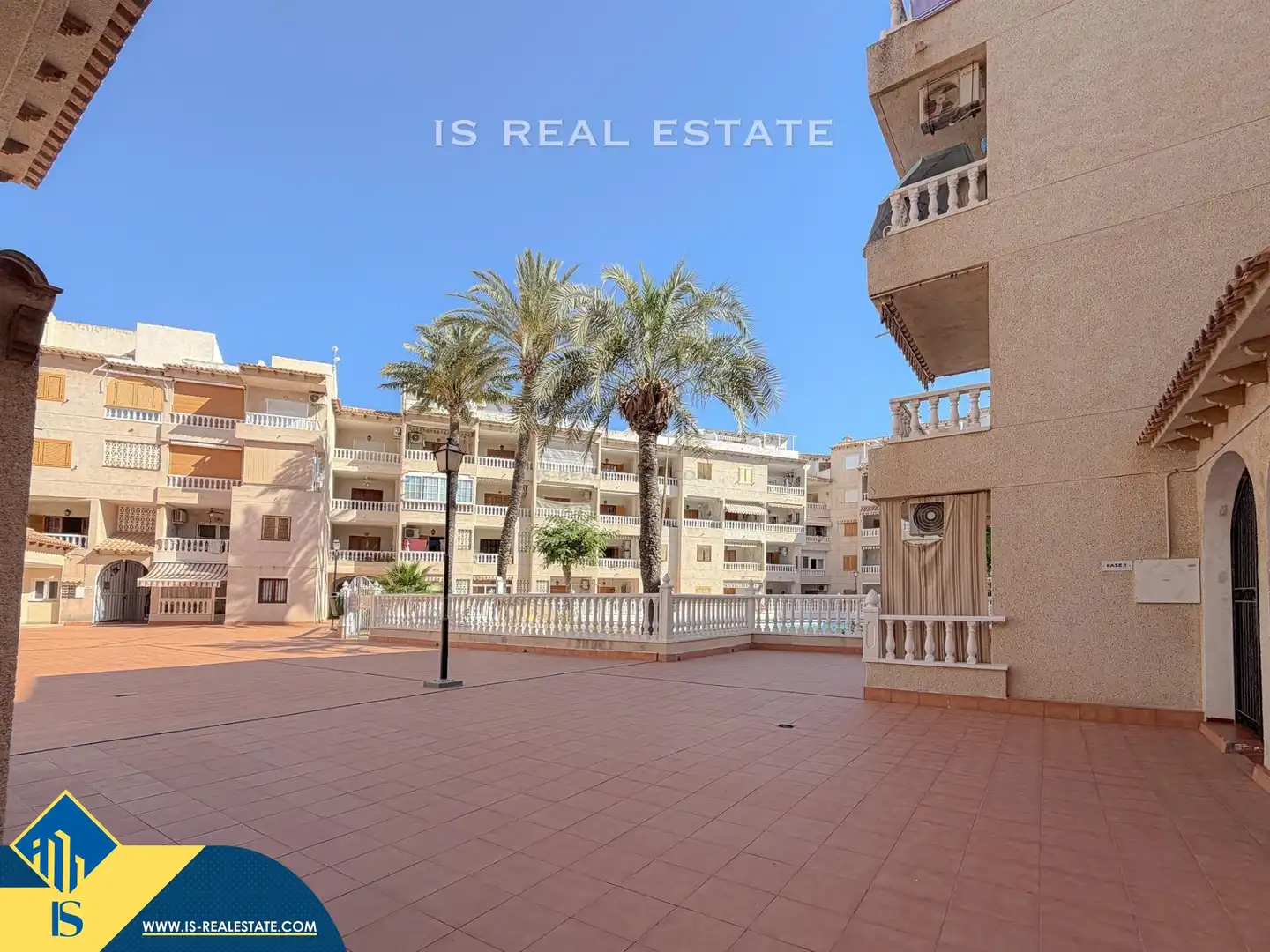 Piso con piscina en venta en Playa de los Locos, imagen 17