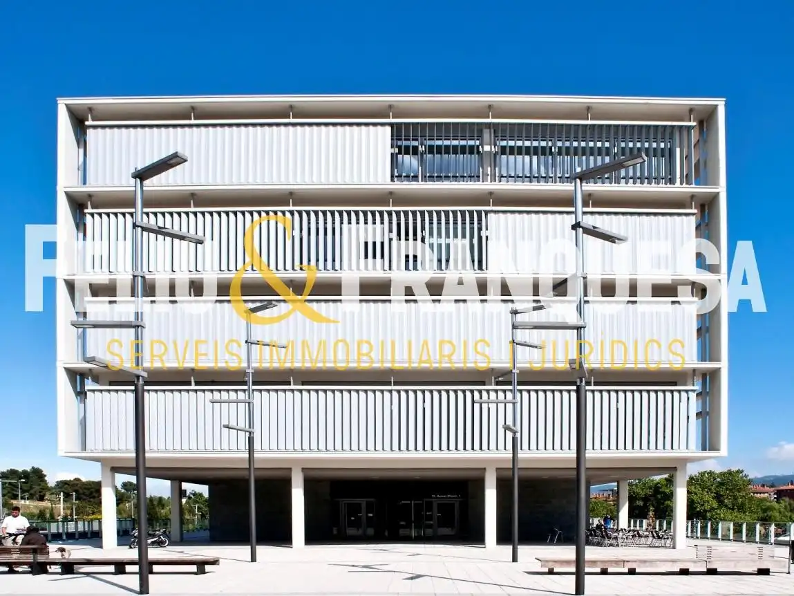 Einzelparkplatz zum Verkauf in de Josep Irla, imagen 13